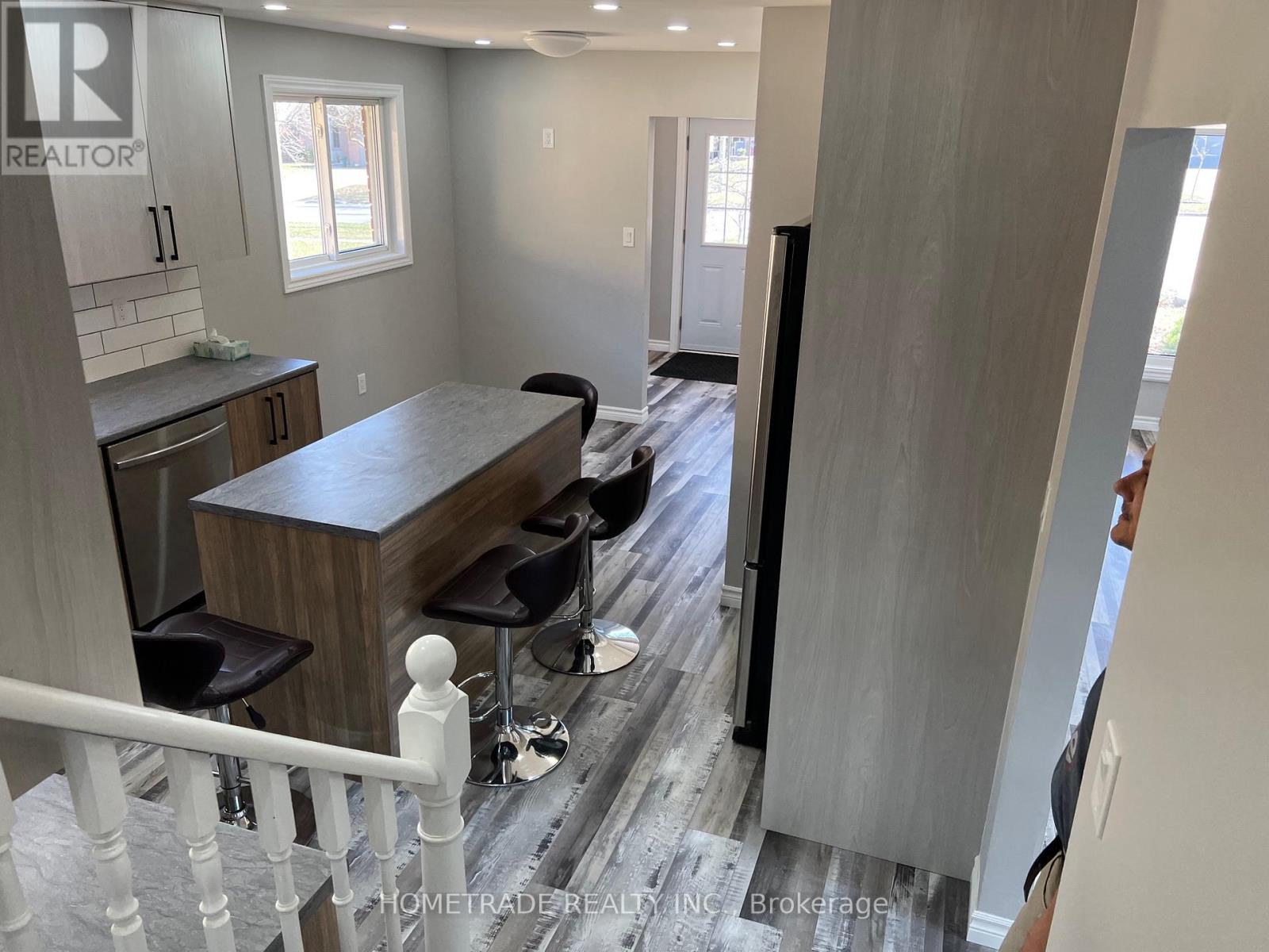 206 Little Avenue, Barrie (Allandale Heights), Ontario  L4N 6L1 - Photo 12 - S12862444