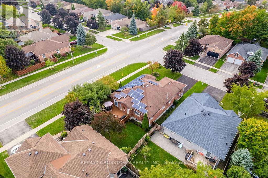 1 Bloxham Place, Barrie (Innis-Shore), Ontario  L4N 9K3 - Photo 46 - S12862596