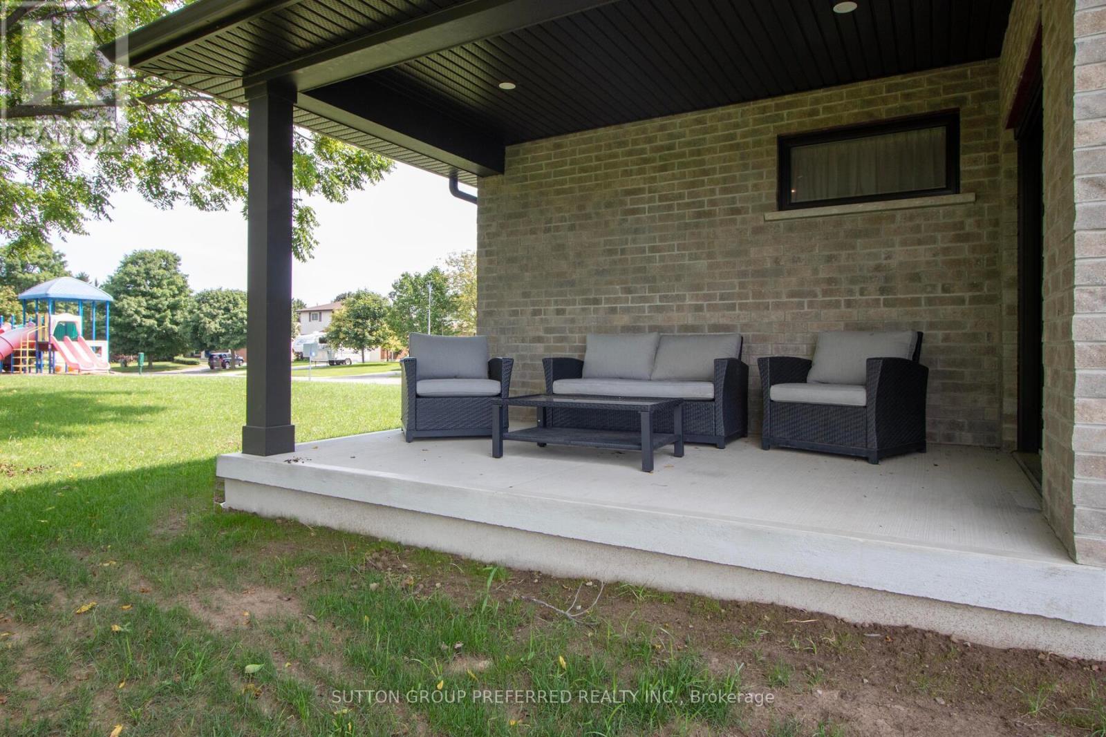 114 Barons Court, Central Elgin, Ontario  N0L 1B0 - Photo 30 - X12315698