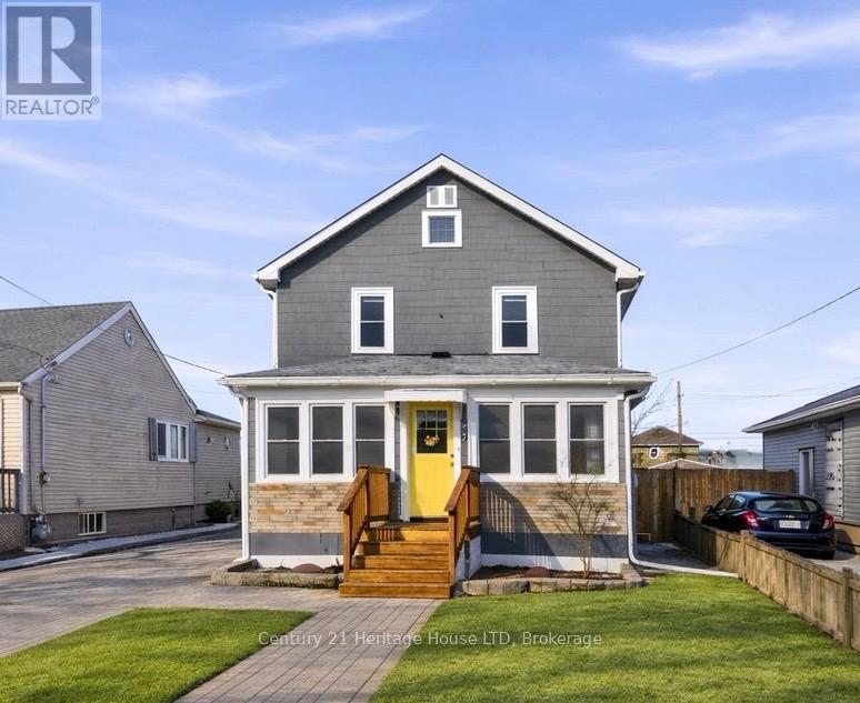 282 Beatrice Street, Welland, Ontario  L3B 2Z7 - Photo 2 - X12839118