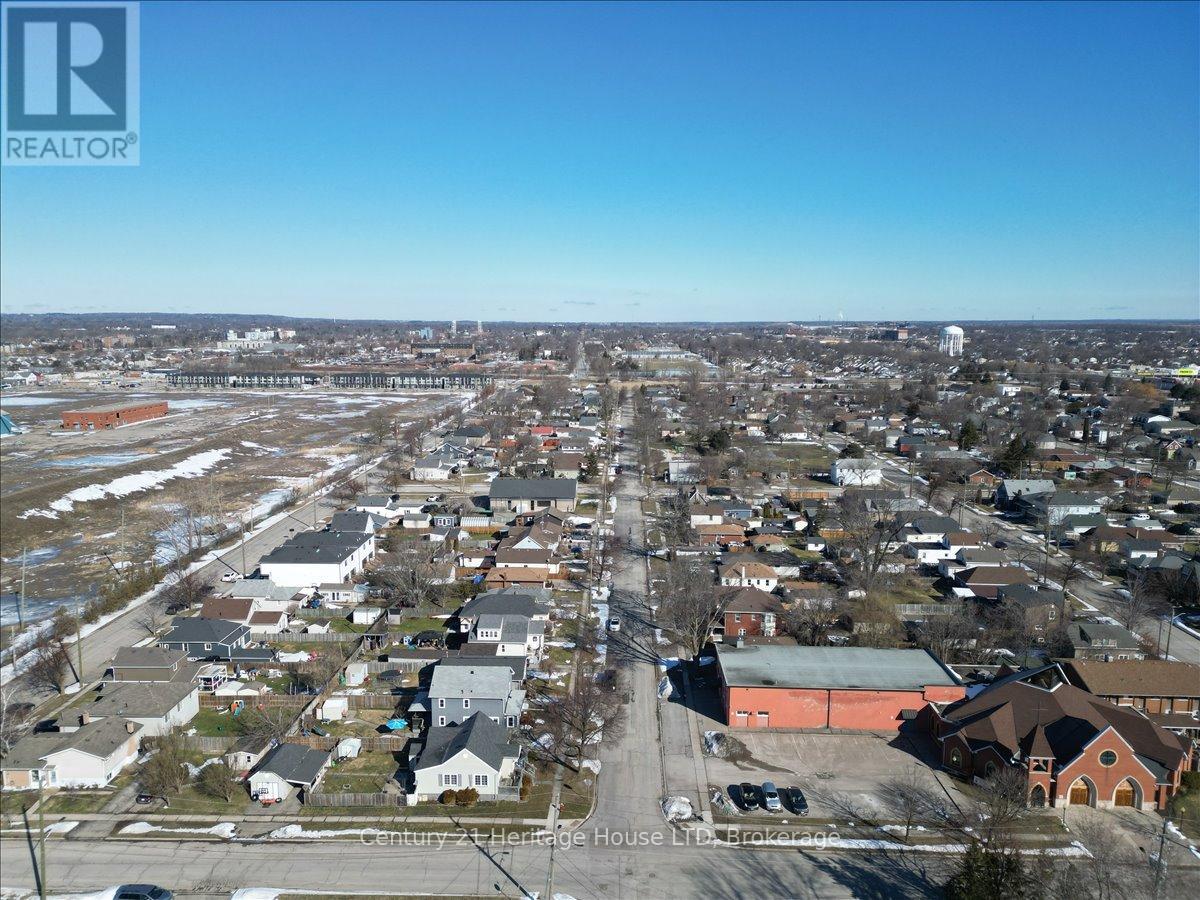 282 Beatrice Street, Welland, Ontario  L3B 2Z7 - Photo 34 - X12839118