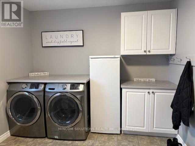 4 Downer Crescent, Wasaga Beach, Ontario  L9Z 1B9 - Photo 14 - S12860856