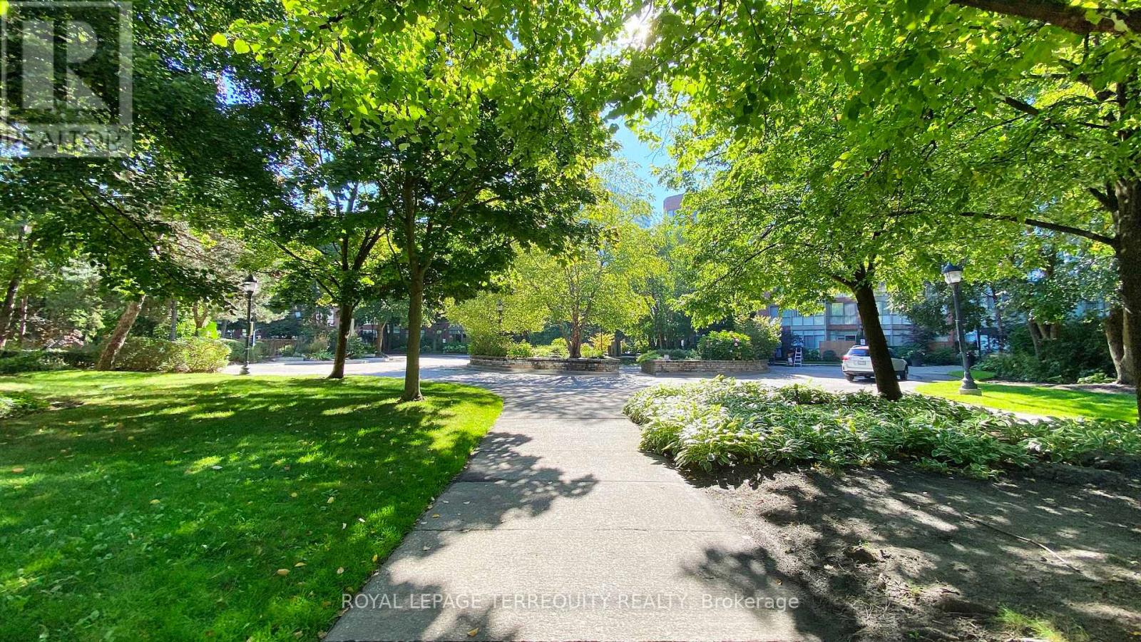 833 - 22 Southport Street, Toronto, Ontario  M6S 4Y9 - Photo 42 - W12862636