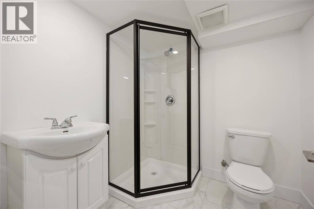 136 Chestnut Avenue, Sarnia, Ontario  N7T 4L8 - Photo 16 - 26004468