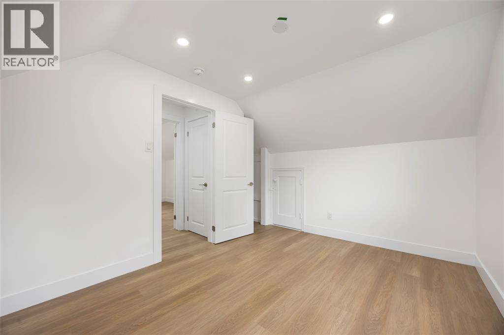 136 Chestnut Avenue, Sarnia, Ontario  N7T 4L8 - Photo 15 - 26004405