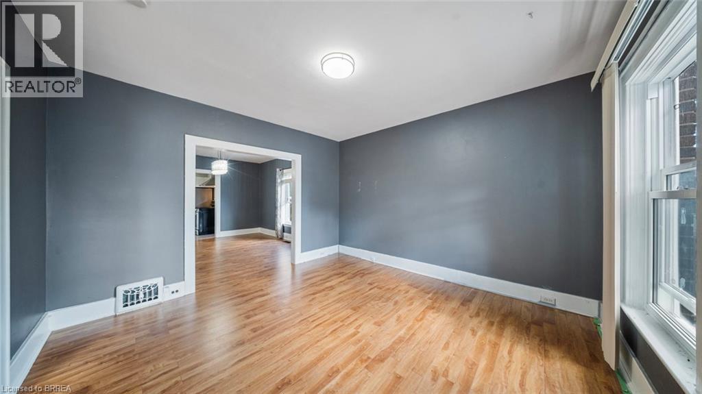 35 Salisbury Avenue, Brantford, Ontario  N3S 1M6 - Photo 6 - 40795199