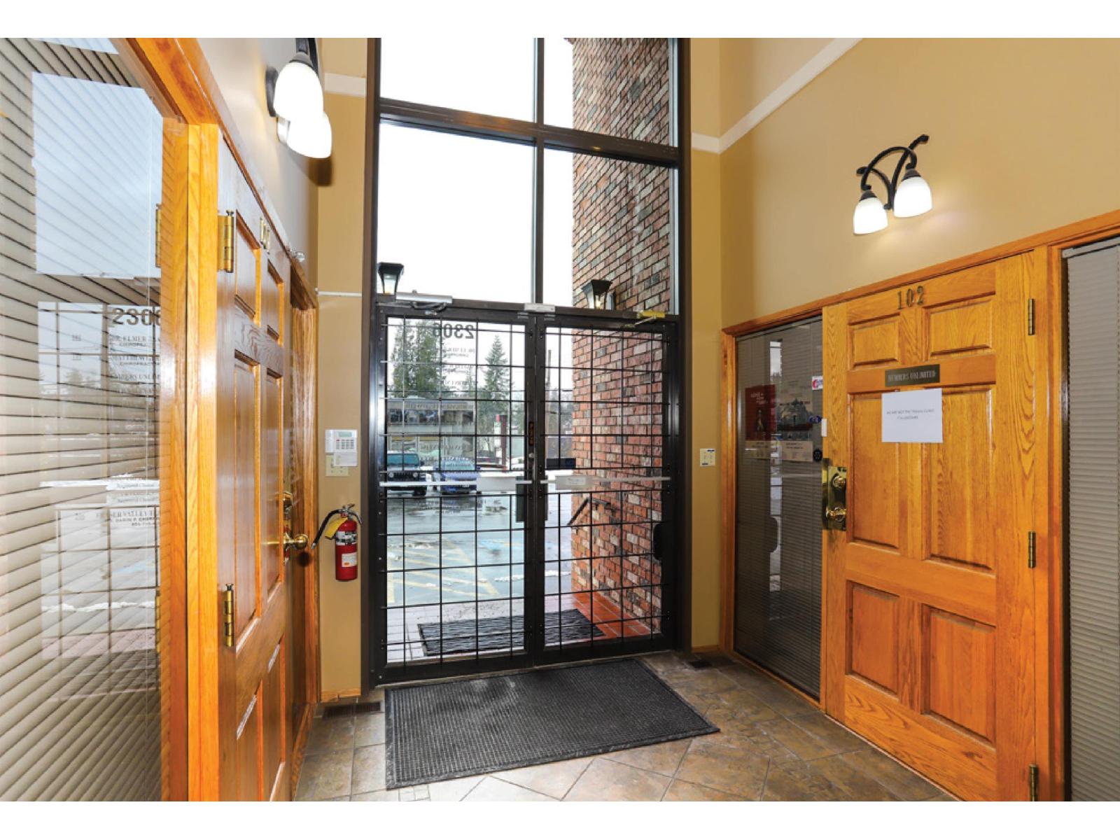 202 2306 Mccallum Road, Abbotsford, British Columbia  V2S 3P4 - Photo 2 - C8076821