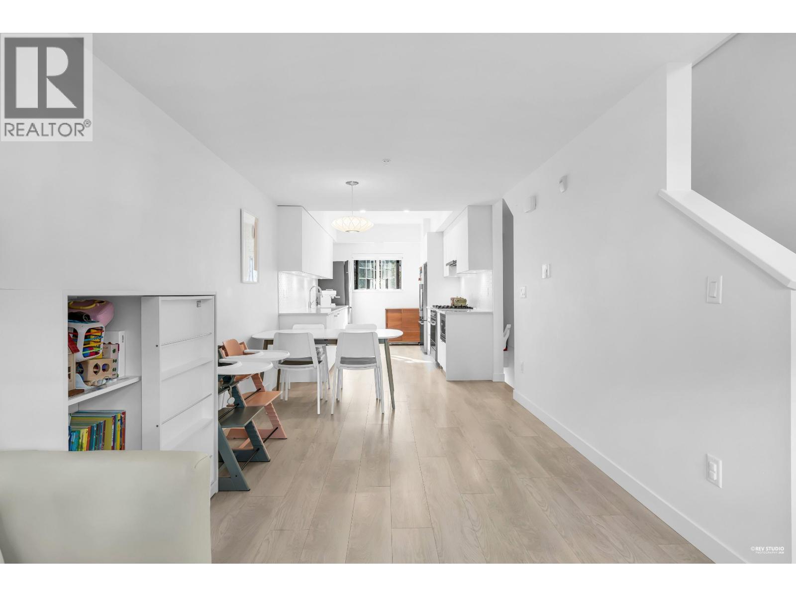 204 678 Fairview Street, Coquitlam, British Columbia  V3J 0N1 - Photo 8 - R3085947