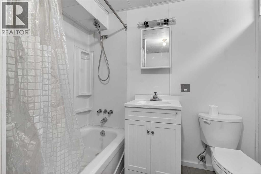 3283 Dover Ridge Drive Se, Calgary, Alberta  T2B 2A8 - Photo 22 - A2279722