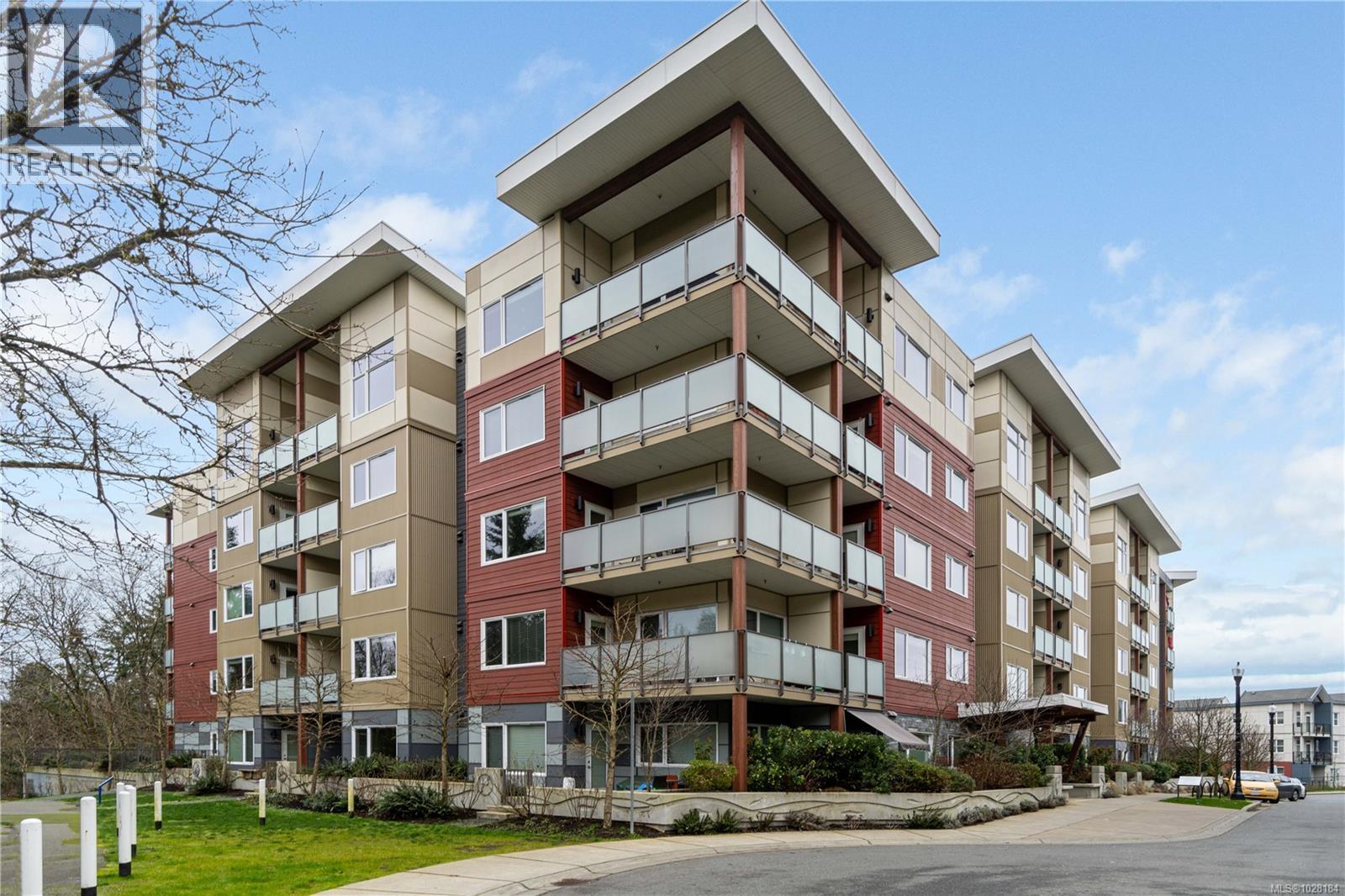 405 20 Barsby Ave, Nanaimo, British Columbia