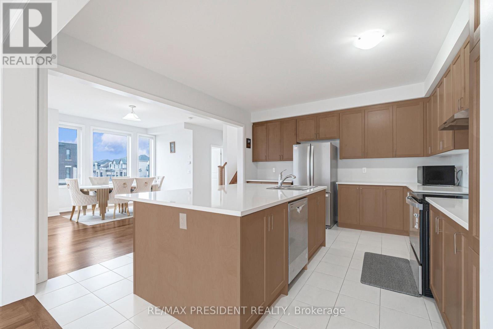 782 Sobeski Avenue, Woodstock, Ontario  N4T 0P1 - Photo 13 - X12862468