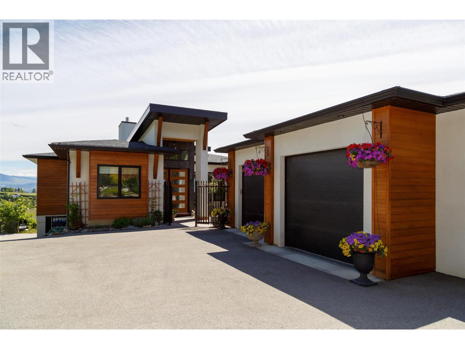 2822 Ourtoland Road, West Kelowna, British Columbia  V1Z 2H5 - Photo 4 - 10378075