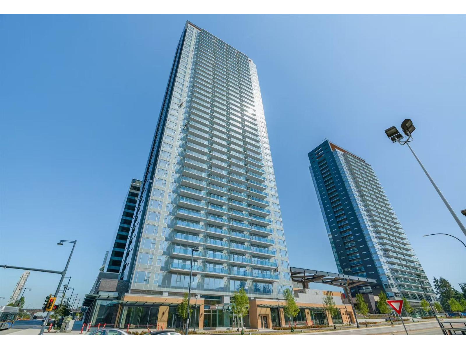 811 13615 FRASER HIGHWAY, Surrey, British Columbia