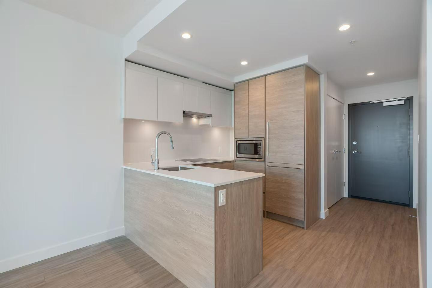 811 13615 Fraser Highway, Surrey, British Columbia  V3T 0P7 - Photo 6 - R3097379