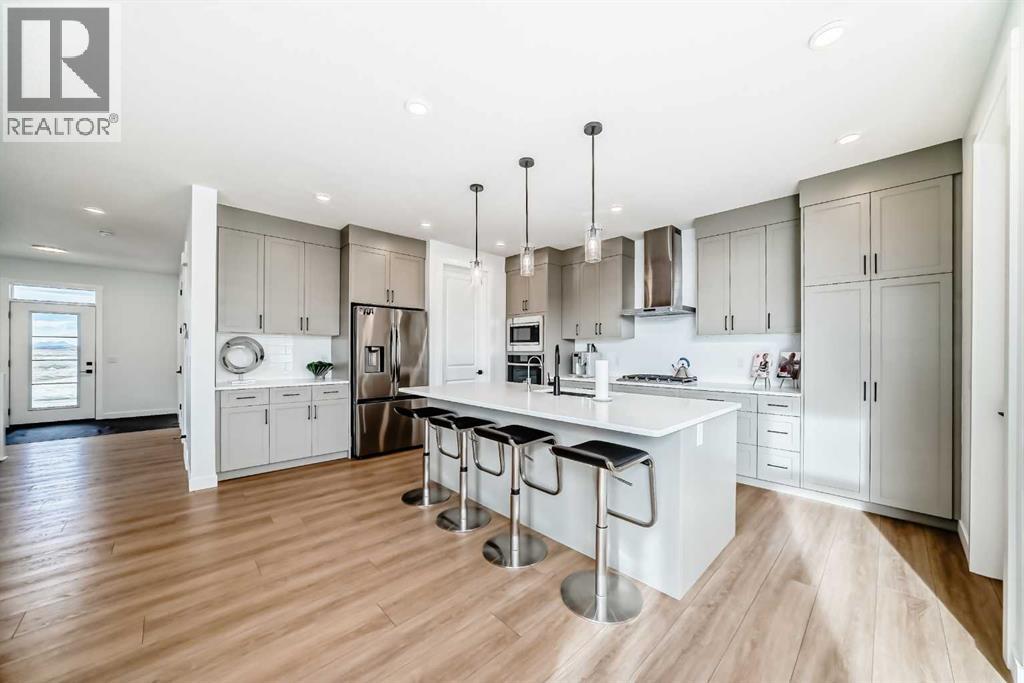 605 Sailfin Drive, Rural Rocky View County, Alberta  T3Z 2G7 - Photo 11 - A2285307