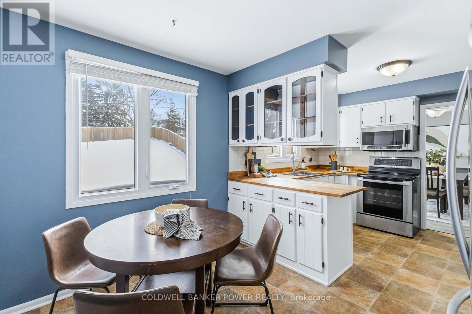 27 Foxcroft Crescent, London South, Ontario  N6K 3A3 - Photo 18 - X12862742