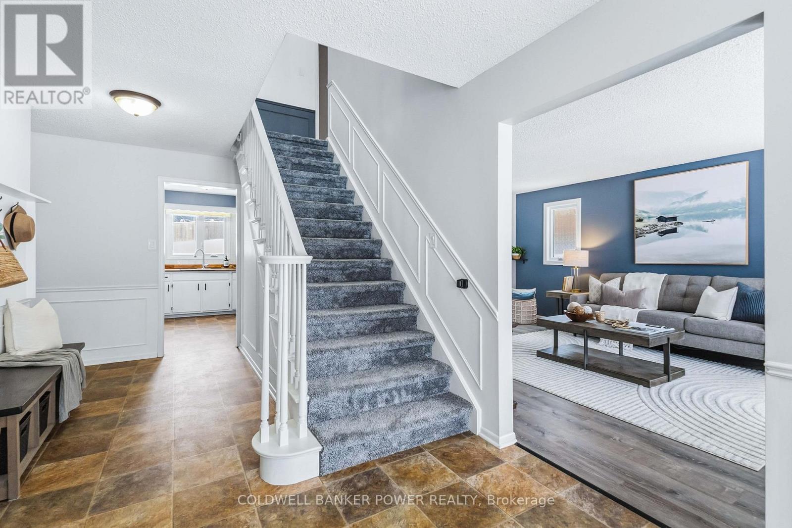 27 Foxcroft Crescent, London South, Ontario  N6K 3A3 - Photo 7 - X12862742