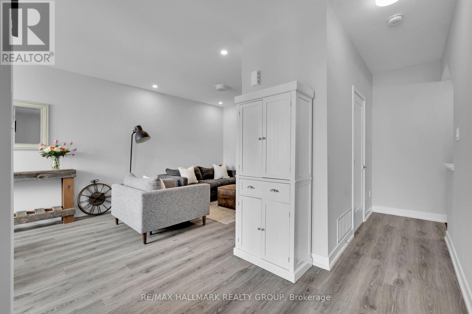 738 Chromite Private, Ottawa, Ontario  K2J 7J2 - Photo 5 - X12862776