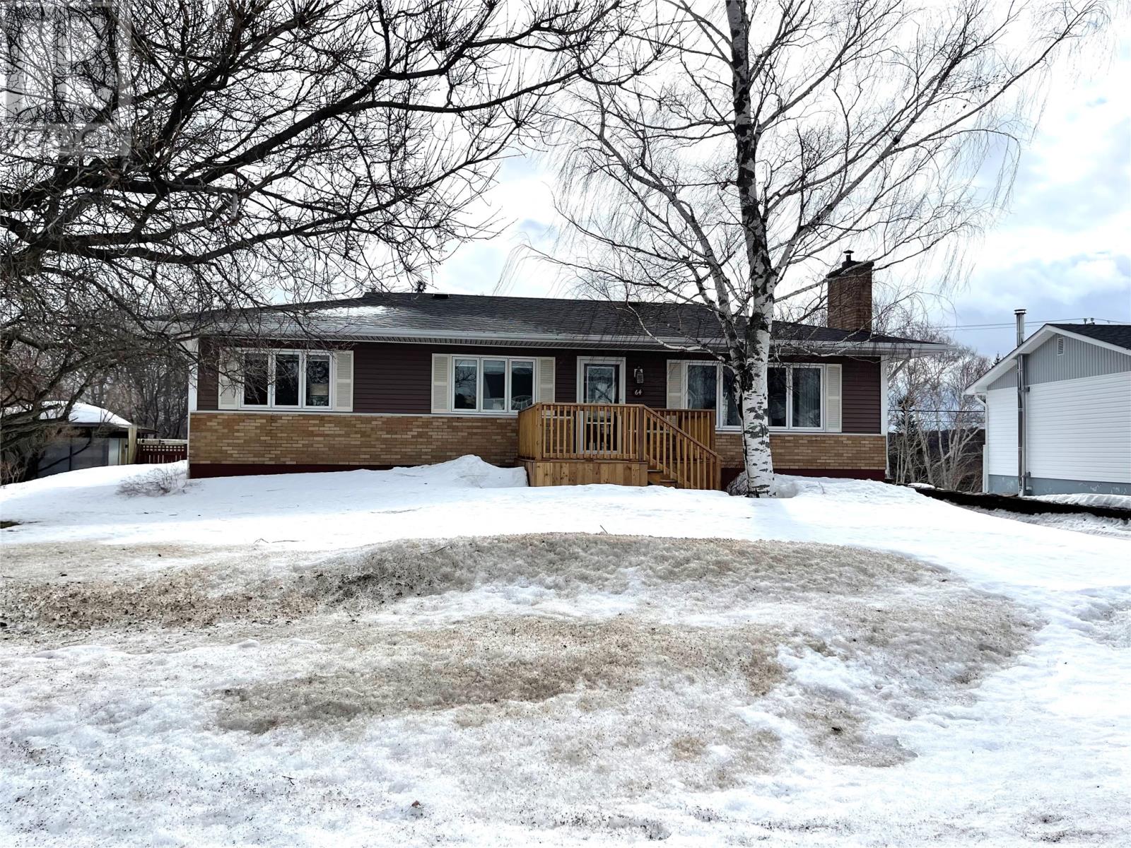 64 Goodyear Avenue, Grand Falls-Windsor, Newfoundland & Labrador