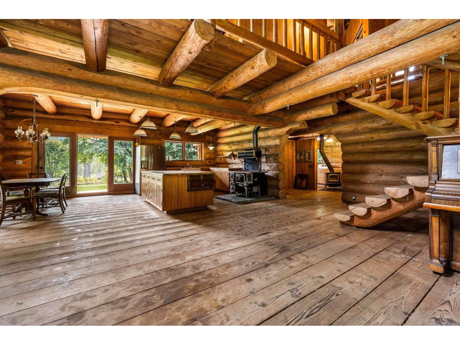 55270 Chilliwack Bench Fsr Road, Chilliwack River Valley, Chilliwack, British Columbia  V4Z 1B3 - Photo 4 - R3096091