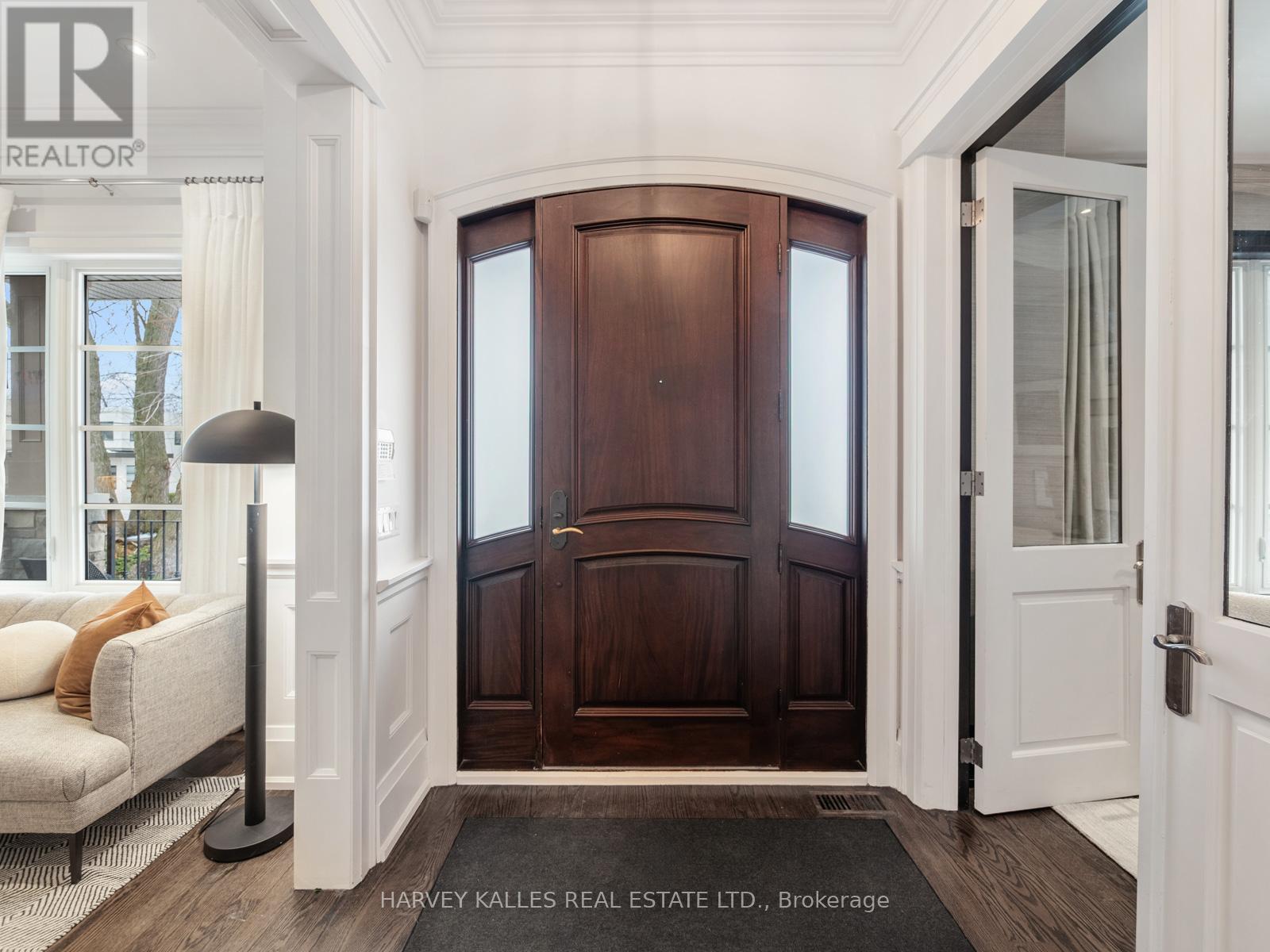 190 Carmichael Avenue, Toronto, Ontario  M5M 2X3 - Photo 3 - C12861012