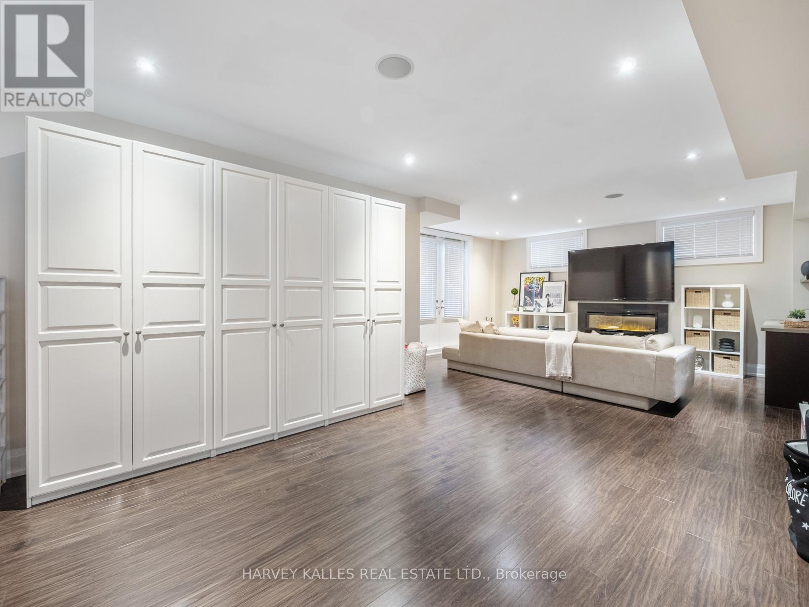 190 Carmichael Avenue, Toronto, Ontario  M5M 2X3 - Photo 36 - C12861012