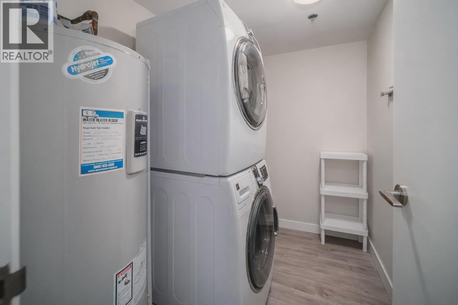 302 518 W 14th Avenue, Vancouver, British Columbia  V5Z 4N5 - Photo 12 - R3097425