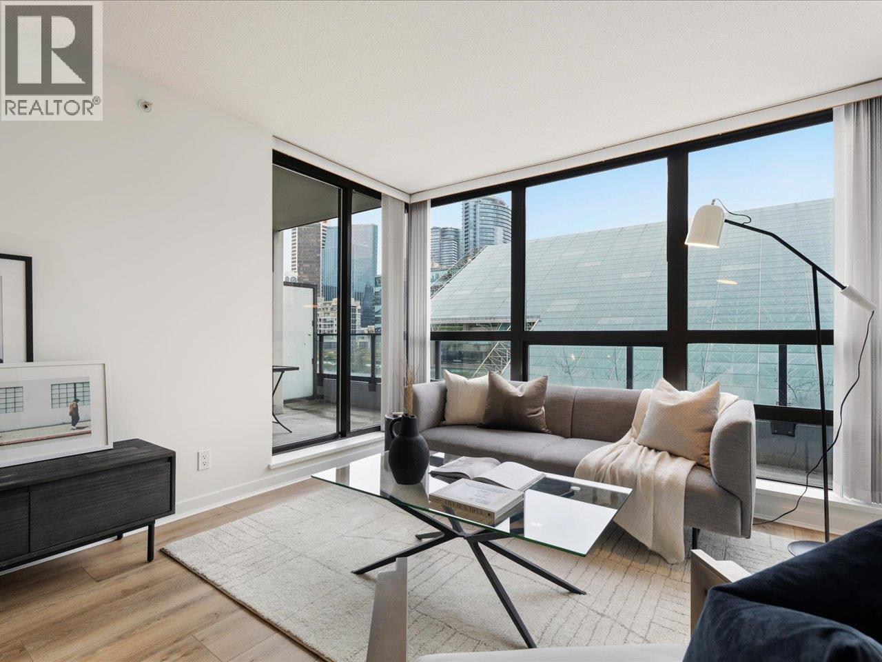 503 933 Hornby Street, Vancouver, British Columbia  V6Z 3G4 - Photo 2 - R3097450