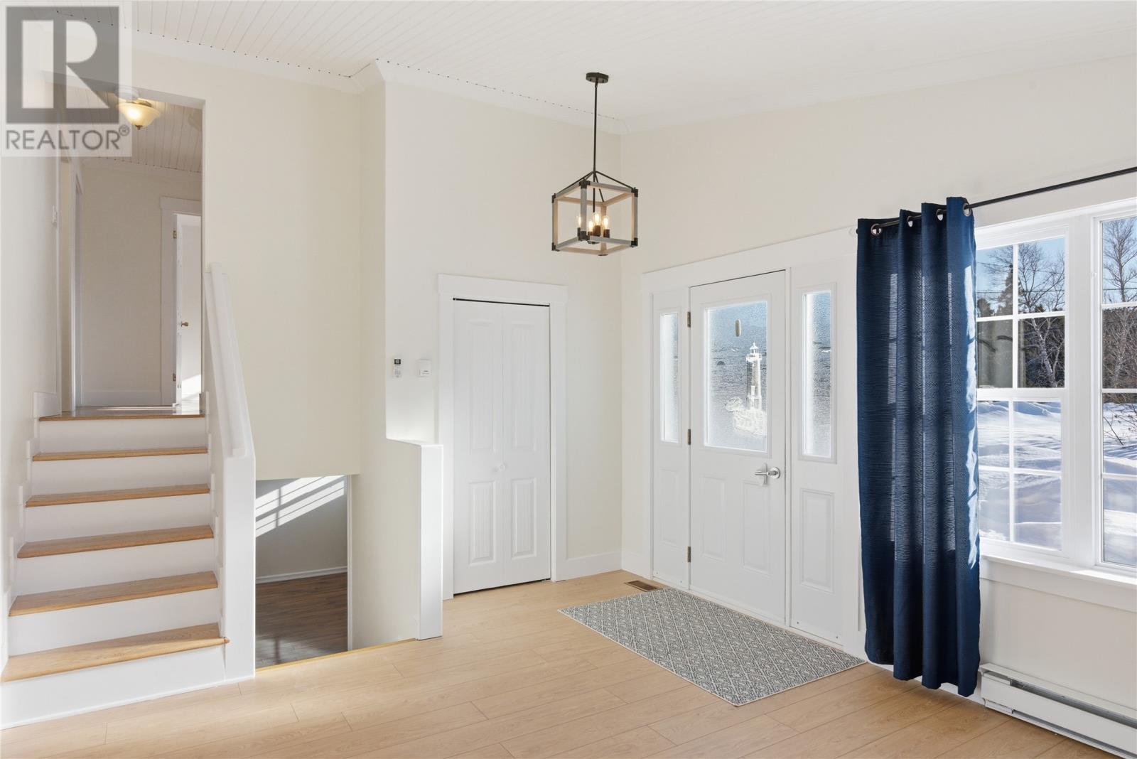 210 Main Street, Eastport, Newfoundland & Labrador  A0G 1Z0 - Photo 7 - 1295088