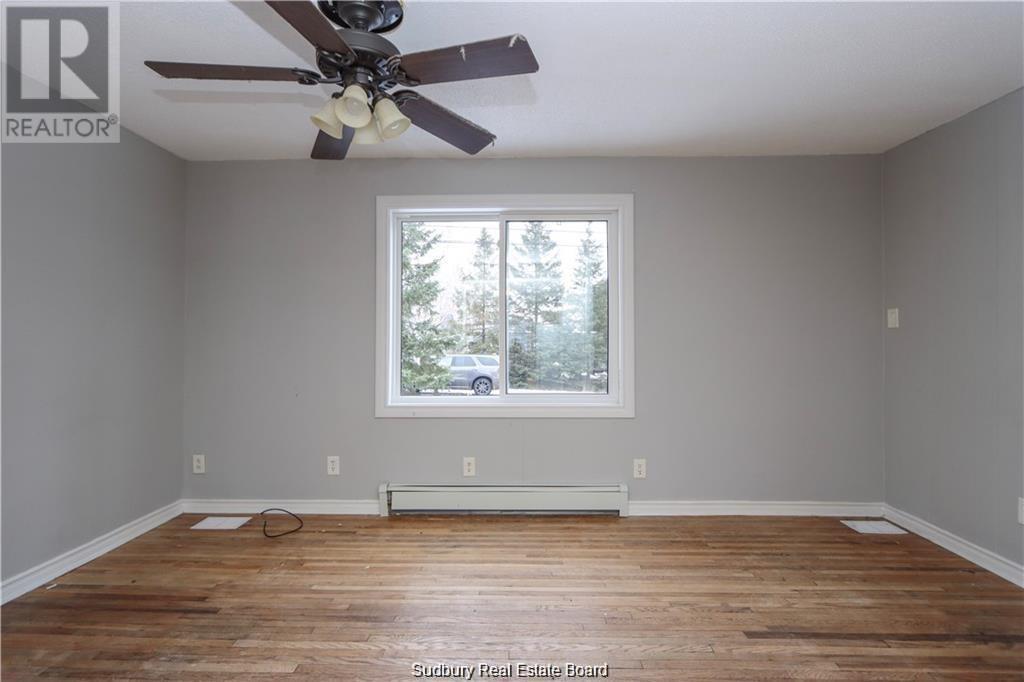 1663 Wendy Street, Val Caron, Ontario  P3L 1N9 - Photo 13 - 2126694