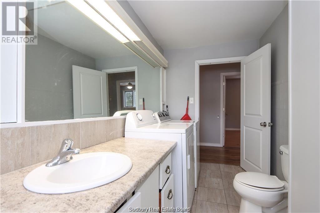 1663 Wendy Street, Val Caron, Ontario  P3L 1N9 - Photo 28 - 2126694