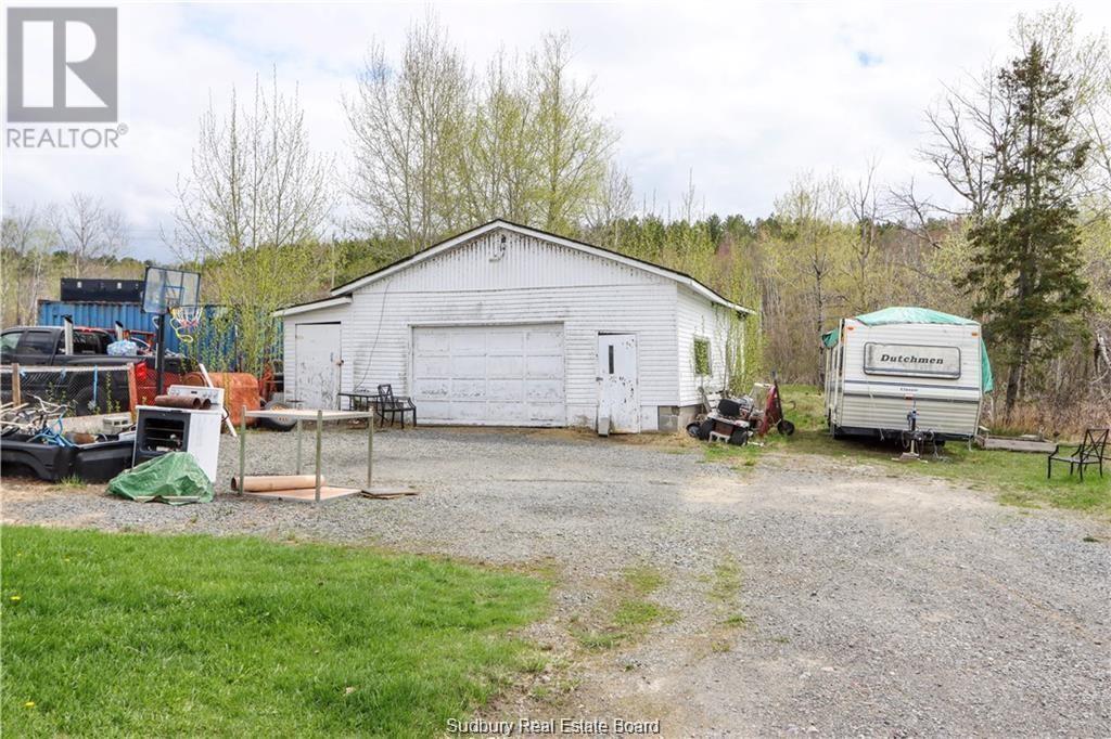 1663 Wendy Street, Val Caron, Ontario  P3L 1N9 - Photo 45 - 2126694