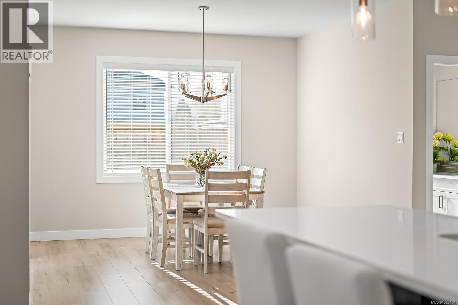 499 Torrence Rd, Comox, British Columbia  V9M 3G7 - Photo 10 - 1027104