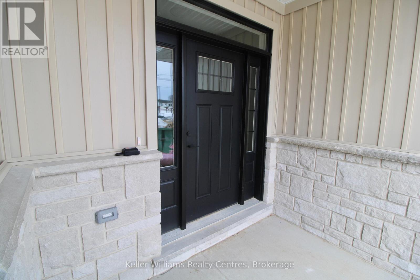 #2 260 7th Street, Hanover, Ontario  N4N 1G9 - Photo 2 - X12437756