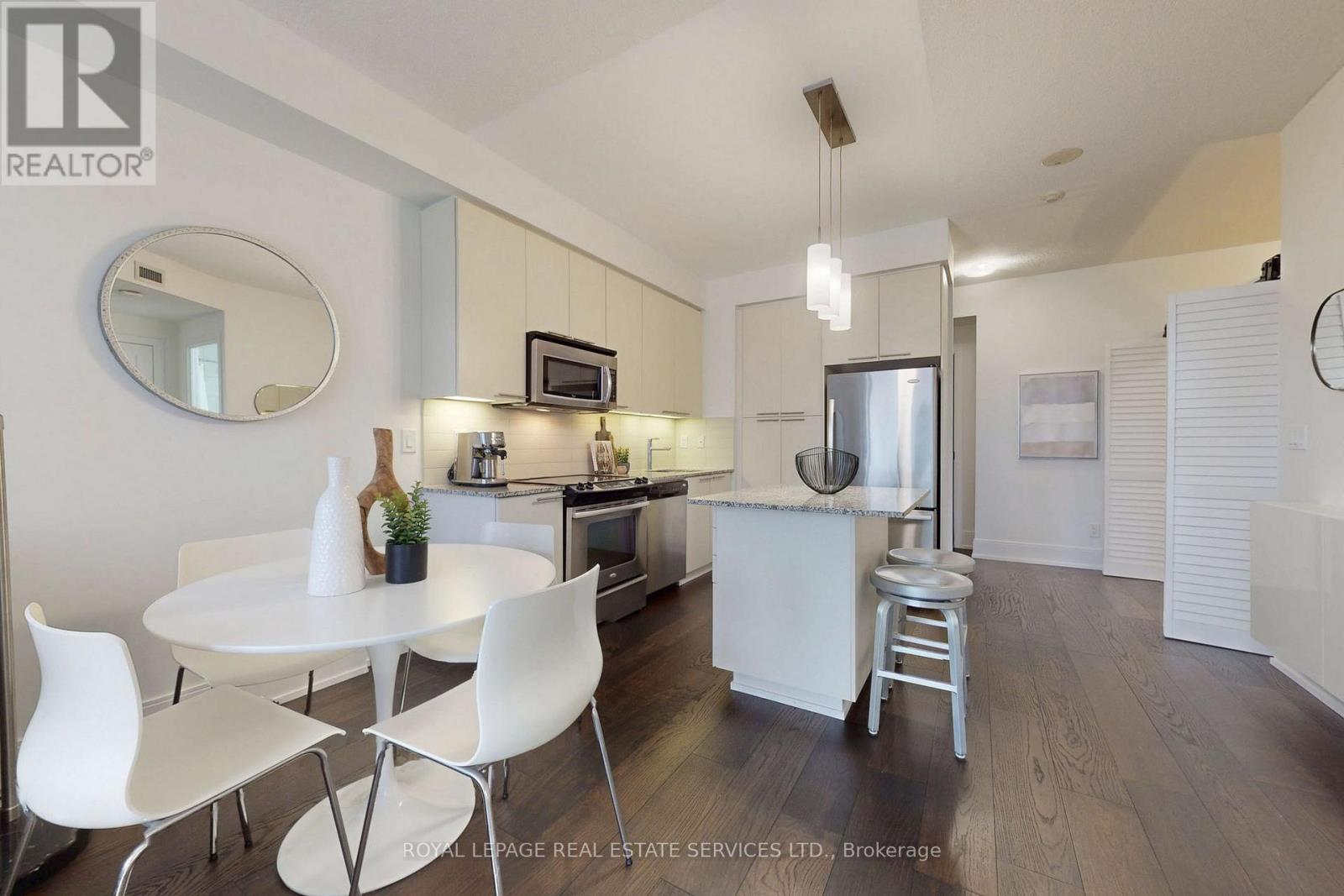 901 - 25 Broadway Avenue, Toronto, Ontario  M4P 1T7 - Photo 6 - C12862750