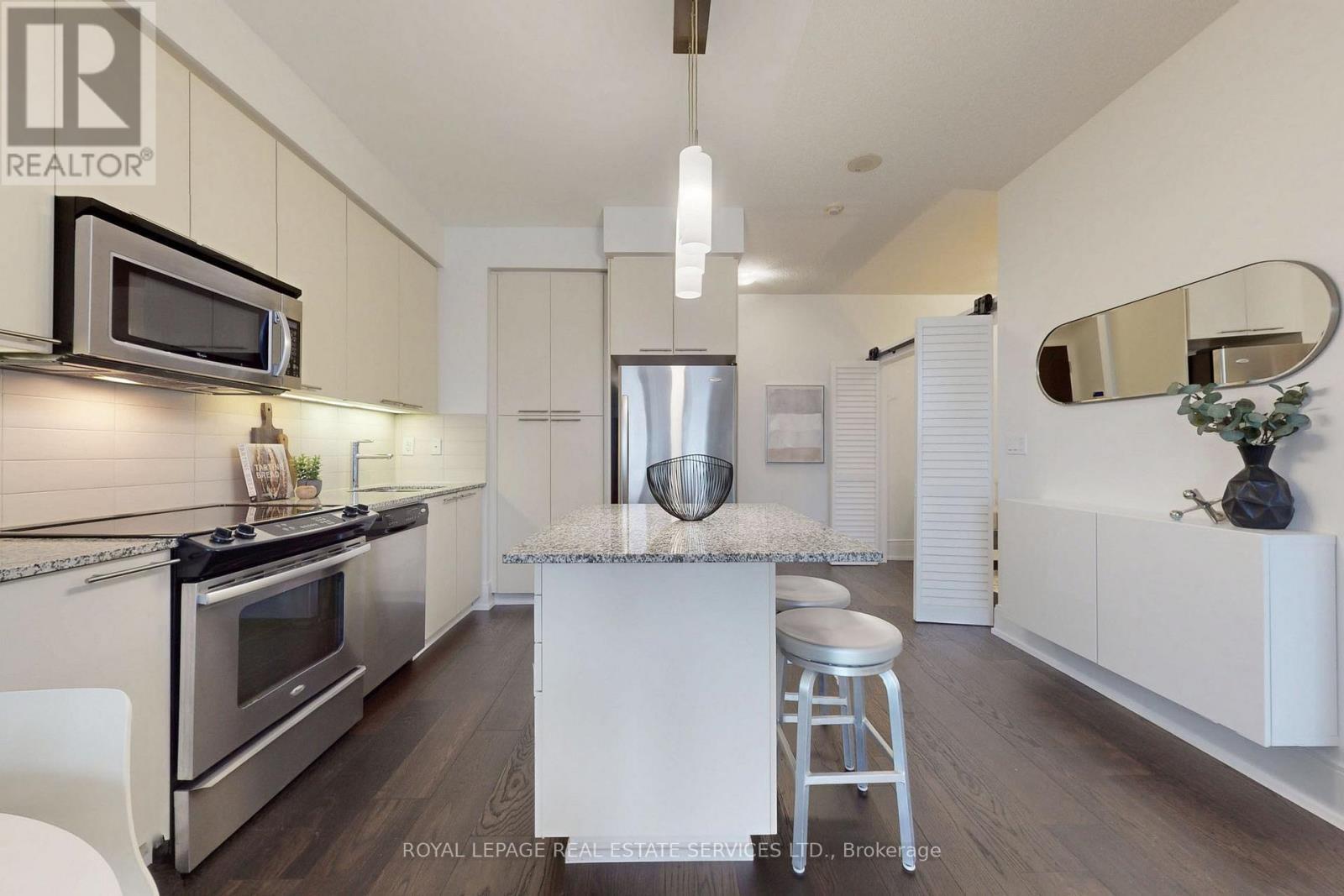 901 - 25 Broadway Avenue, Toronto, Ontario  M4P 1T7 - Photo 8 - C12862750