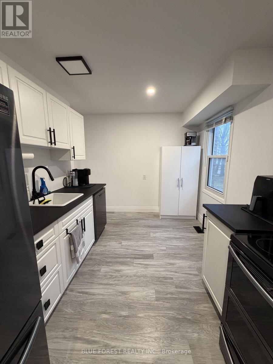 4 - 70 Fiddlers Green Road E, London North, Ontario  N6H 4R4 - Photo 10 - X12862626