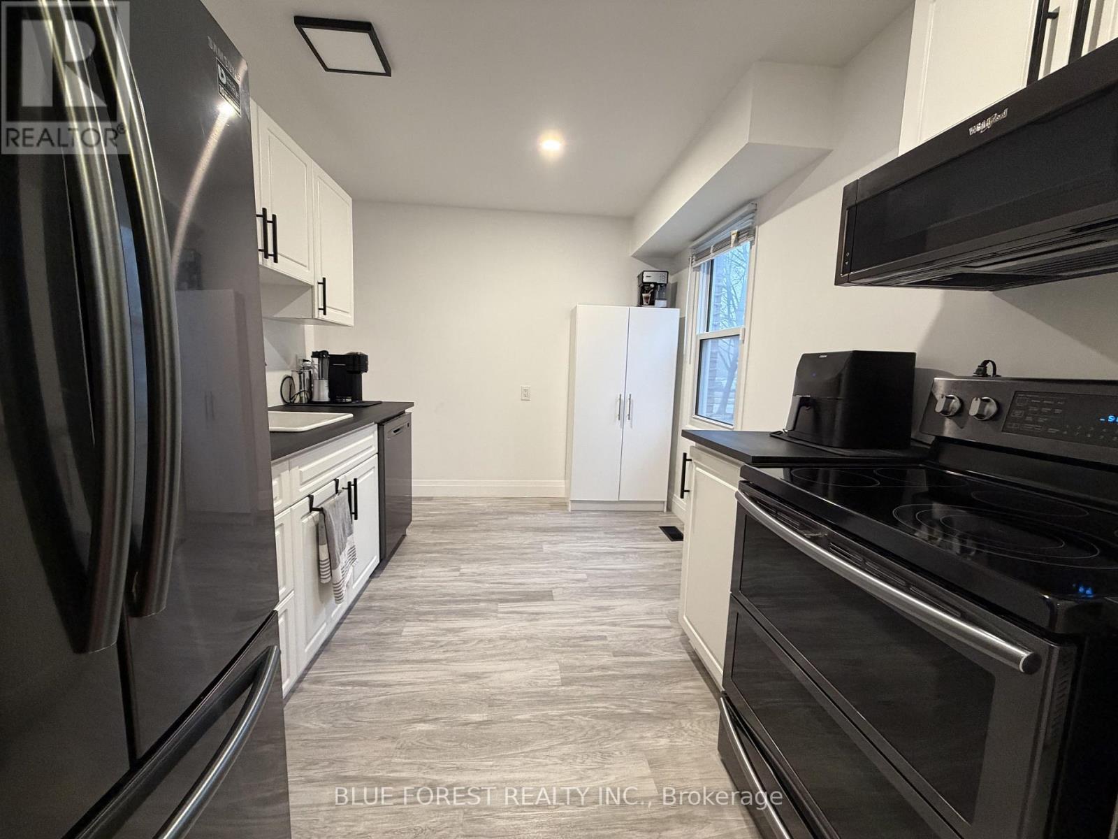 4 - 70 Fiddlers Green Road E, London North, Ontario  N6H 4R4 - Photo 12 - X12862626