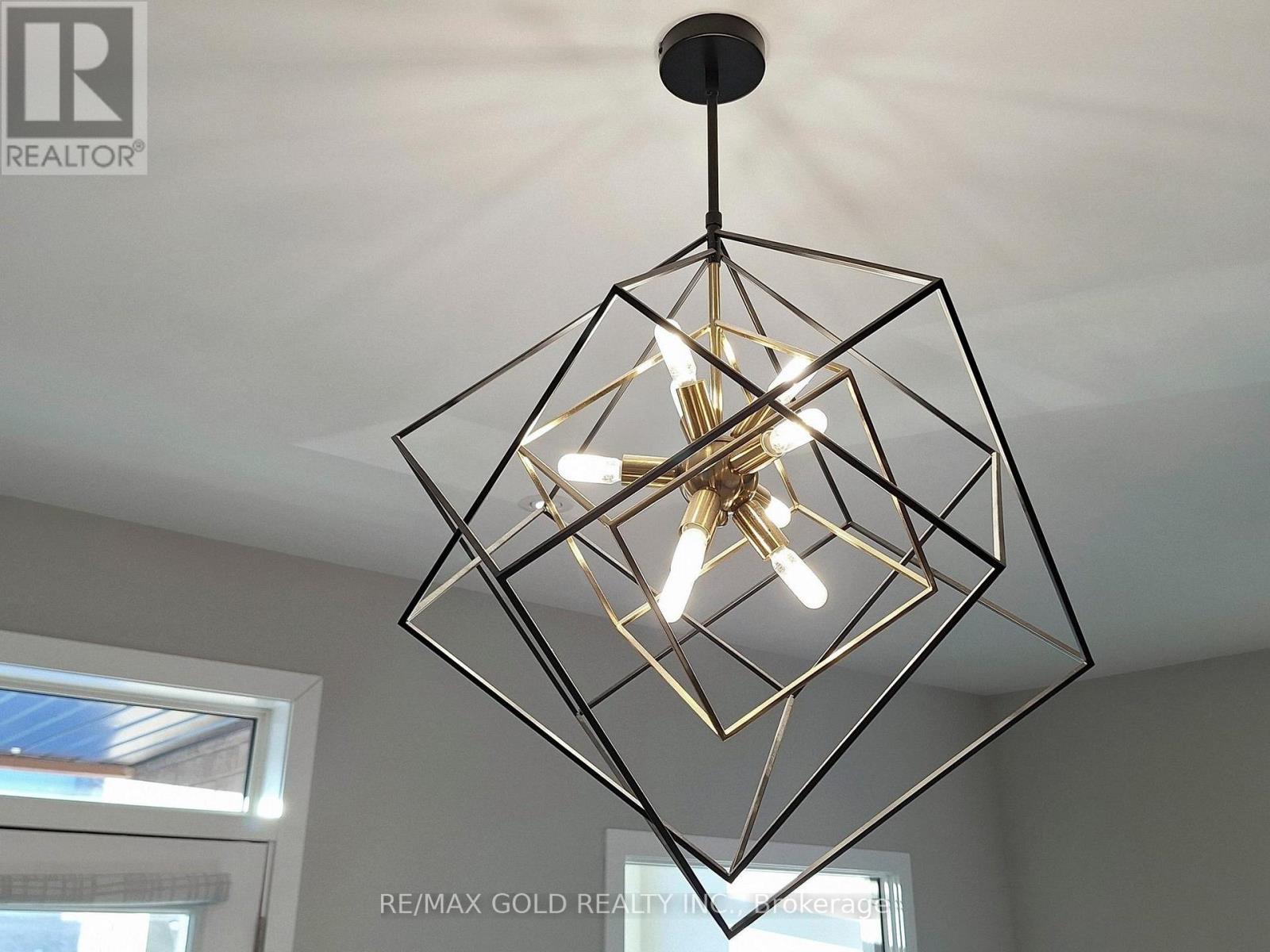 3 Glenngarry Crescent, Vaughan, Ontario  L6A 4Z4 - Photo 10 - N12862708