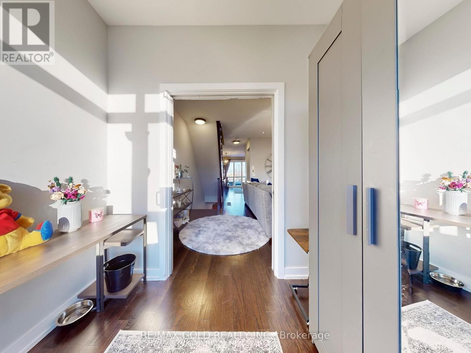 3 Glenngarry Crescent, Vaughan, Ontario  L6A 4Z4 - Photo 12 - N12862708