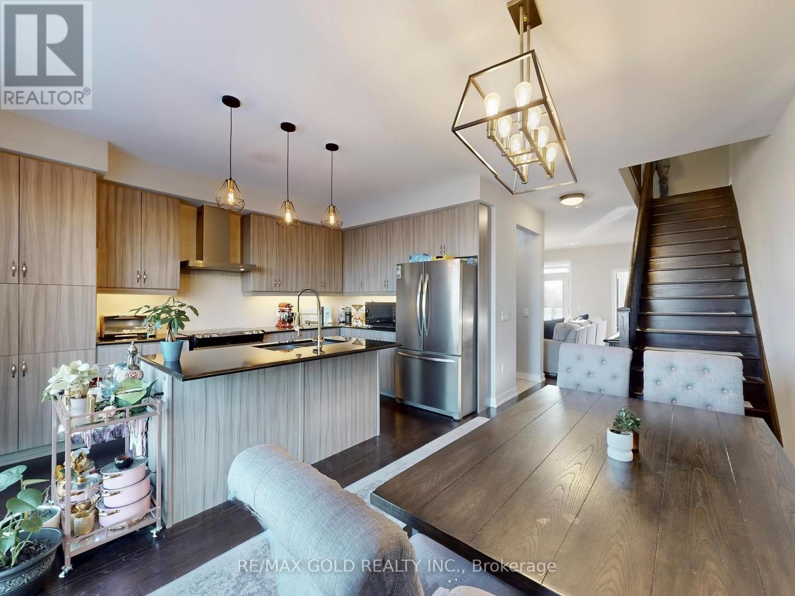 3 Glenngarry Crescent, Vaughan, Ontario  L6A 4Z4 - Photo 21 - N12862708