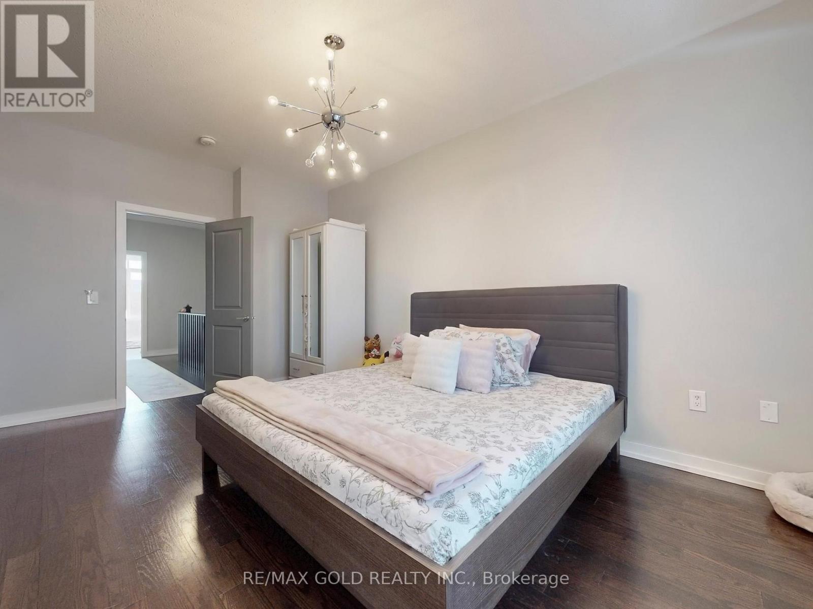 3 Glenngarry Crescent, Vaughan, Ontario  L6A 4Z4 - Photo 30 - N12862708