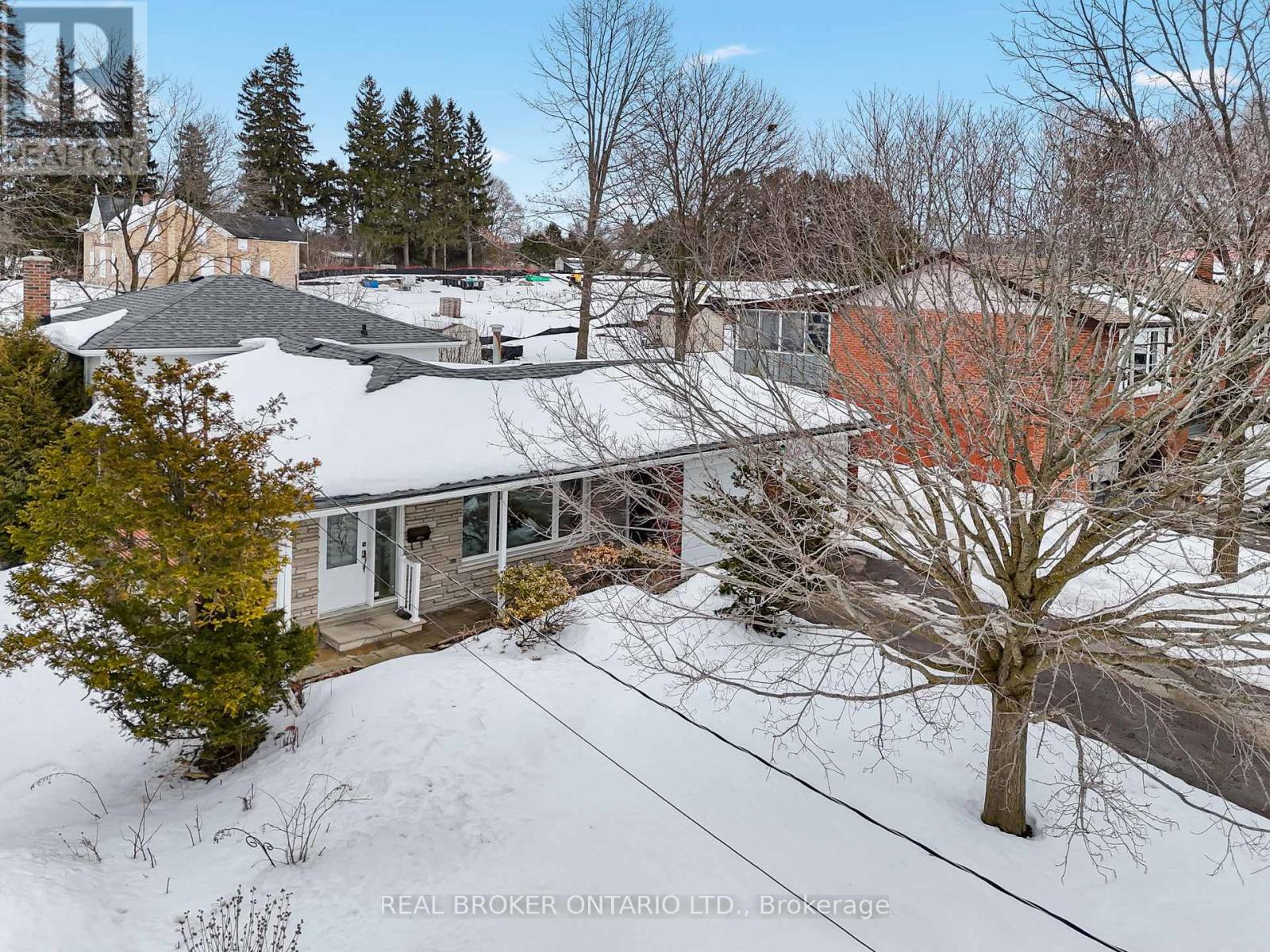 5 Joseph Street, Uxbridge, Ontario  L9P 1H9 - Photo 4 - N12862718