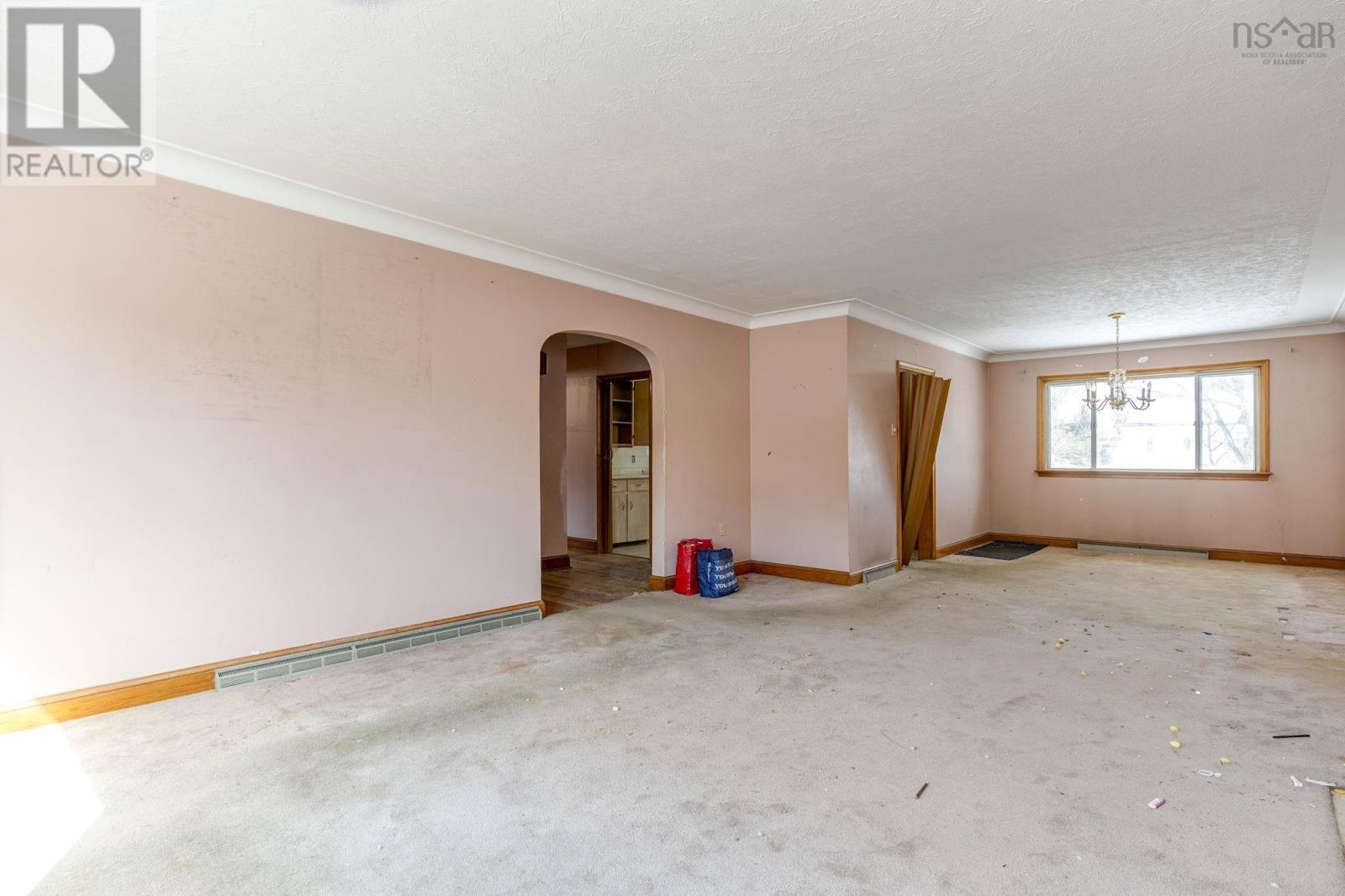 2835 Joseph Howe Drive, Halifax, Nova Scotia  B3L 4G8 - Photo 9 - 202604174