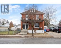 853 PILLETTE, Windsor, Ontario