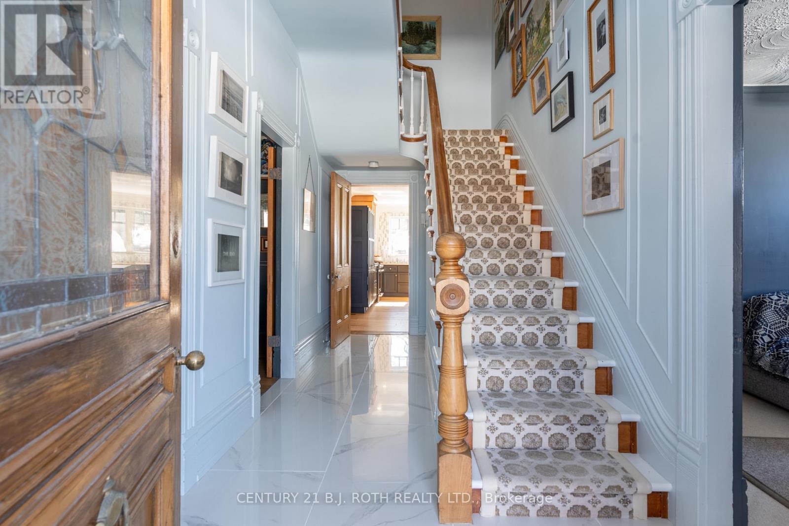 90 Cumberland Street, Barrie (Allandale), Ontario  L4N 2P7 - Photo 25 - S12862764