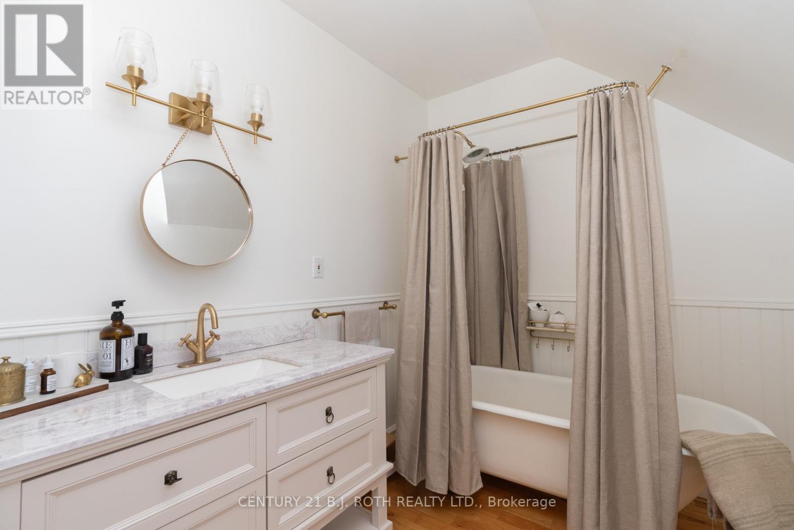 90 Cumberland Street, Barrie (Allandale), Ontario  L4N 2P7 - Photo 33 - S12862764