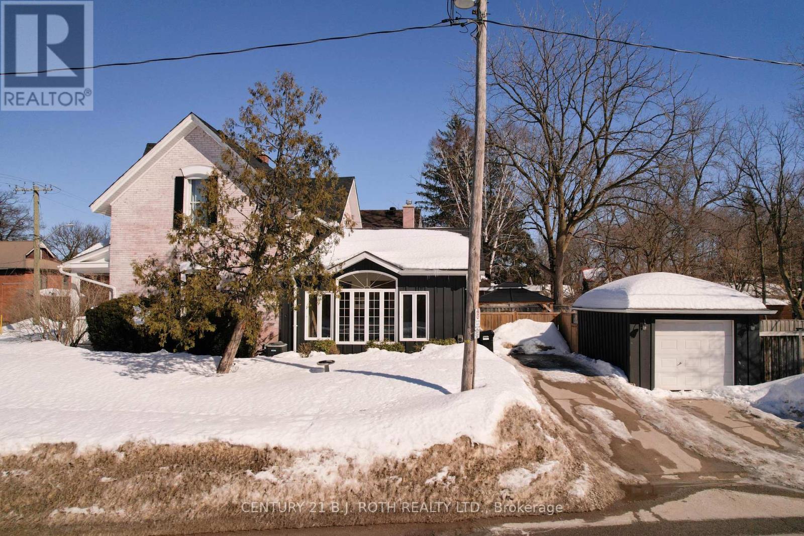 90 Cumberland Street, Barrie (Allandale), Ontario  L4N 2P7 - Photo 36 - S12862764