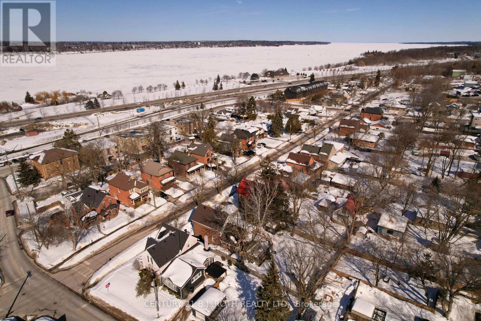 90 Cumberland Street, Barrie (Allandale), Ontario  L4N 2P7 - Photo 39 - S12862764