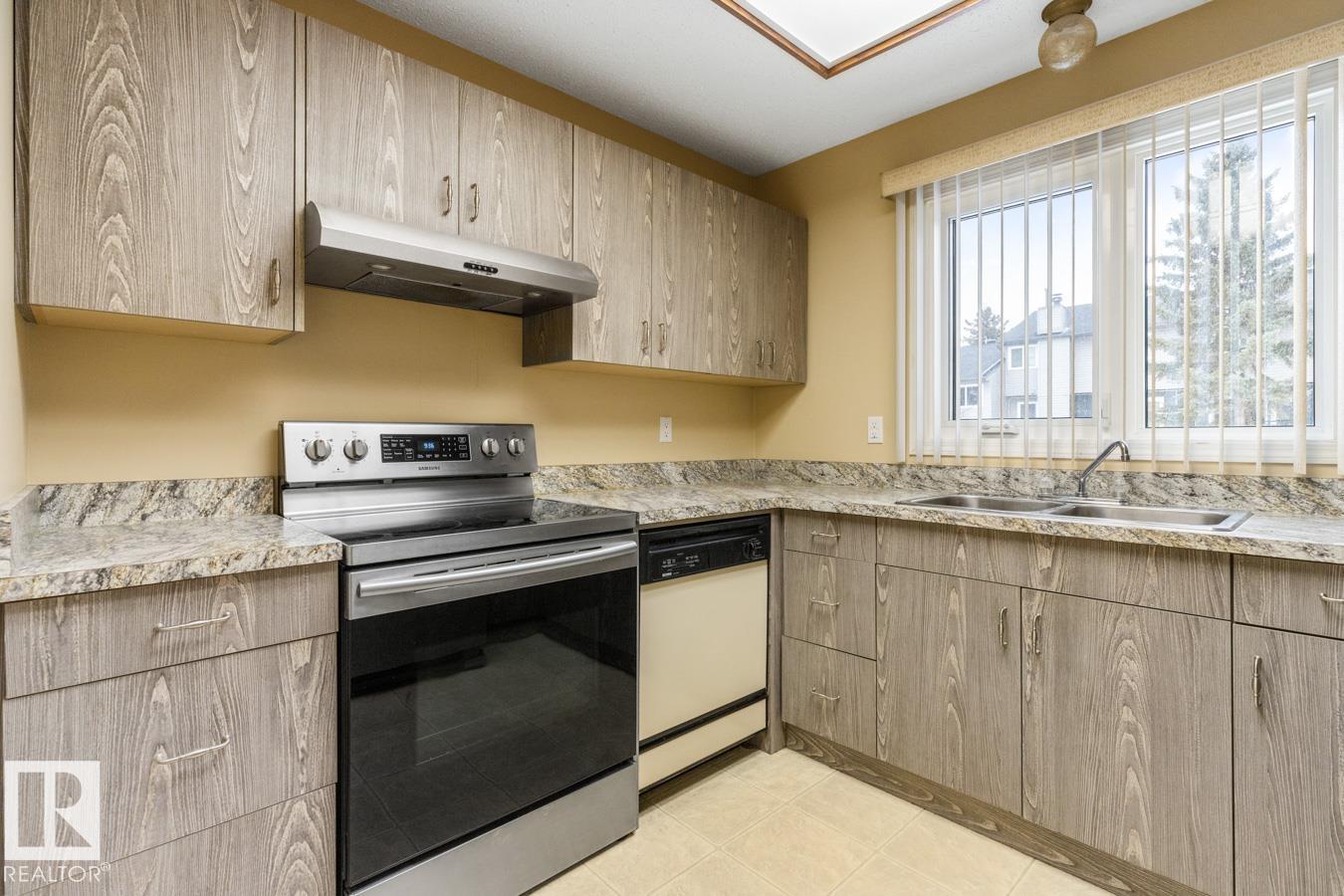 5307 39 Av Nw, Edmonton, Alberta  T6L 1P3 - Photo 12 - E4476610